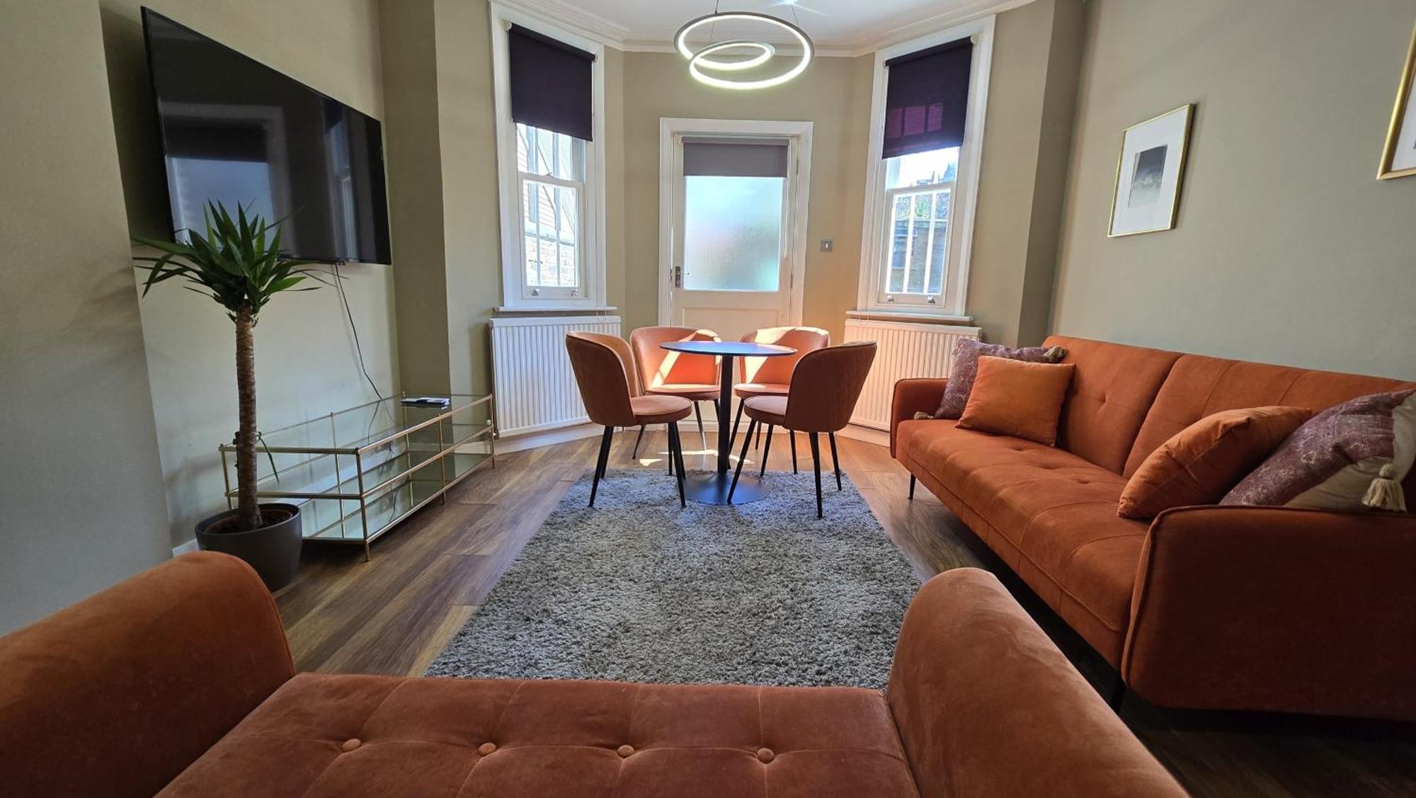 Spacious Studio For 4 Flat Near Regents Park N2 Лондон Екстериор снимка
